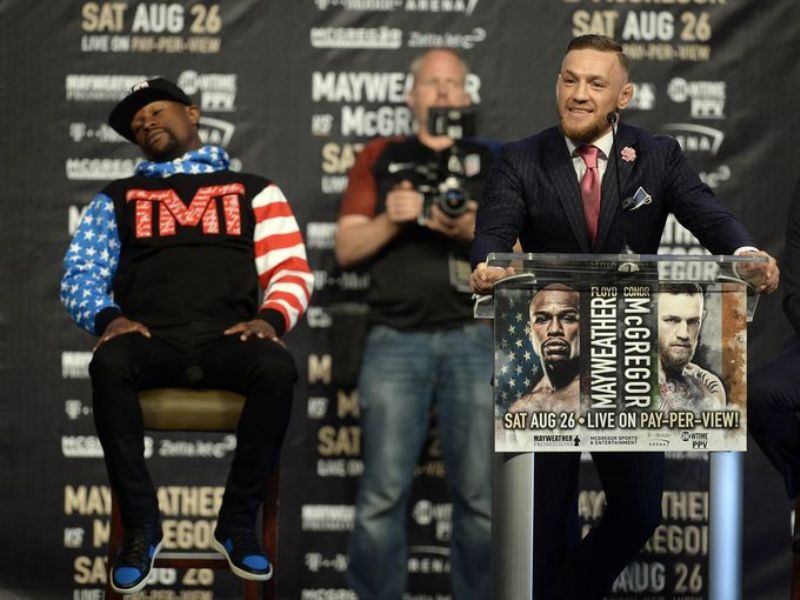 Floyd Mayweather play little attention to McGregor
