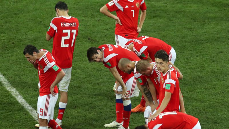 Russian players in tears after their elimination