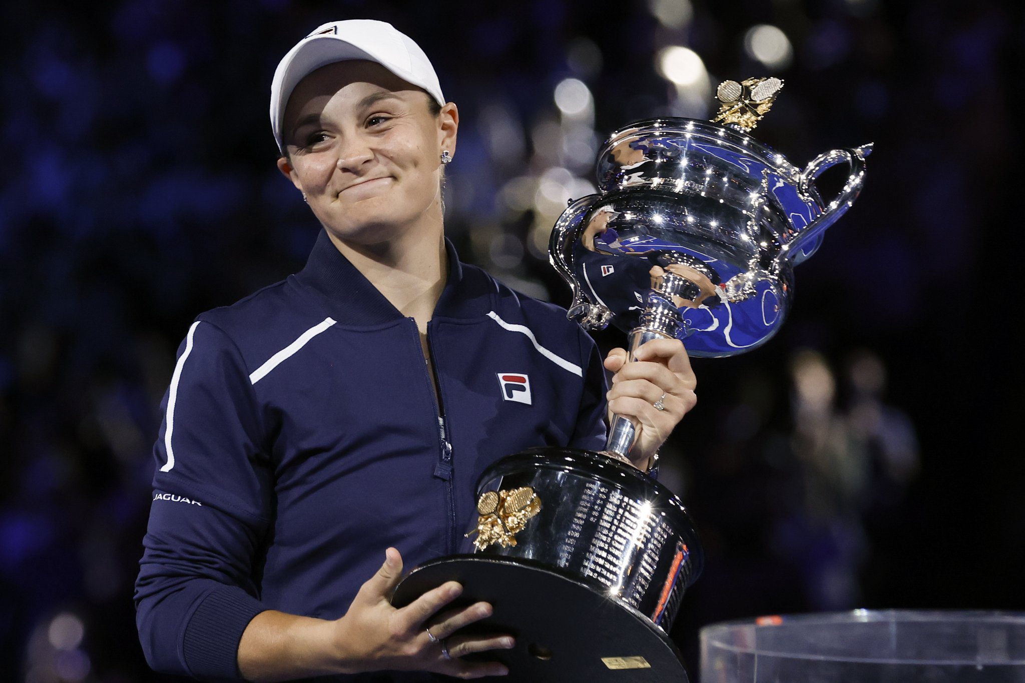 Queenslander Ash Barty breaks local drought with 2022 Australian Open